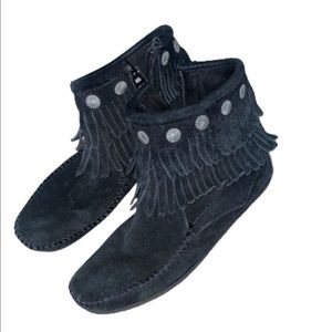 Minnetonka Boots Preloved